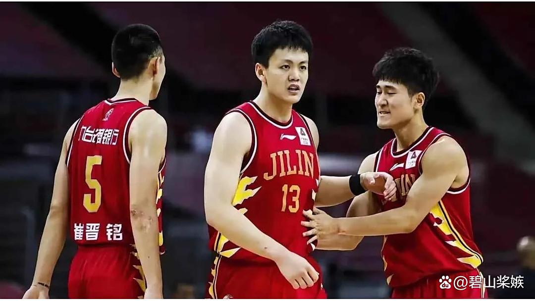 关于深圳官方发布重磅转会消息，球迷哗然的信息