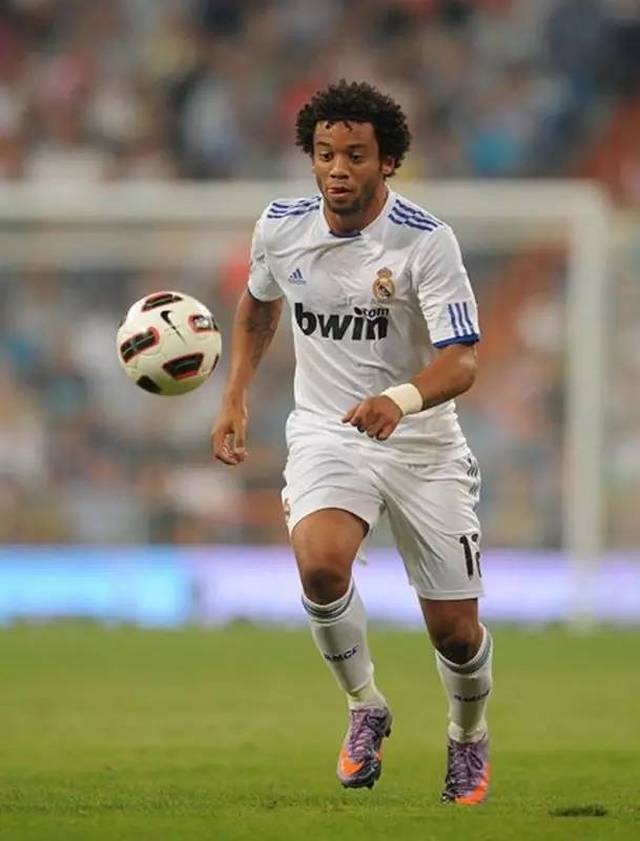 关于尤文图斯坚守阵地取胜，反击传统强队第一步的信息